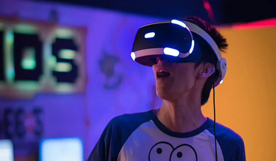 AI Wearable Projectors of the Future